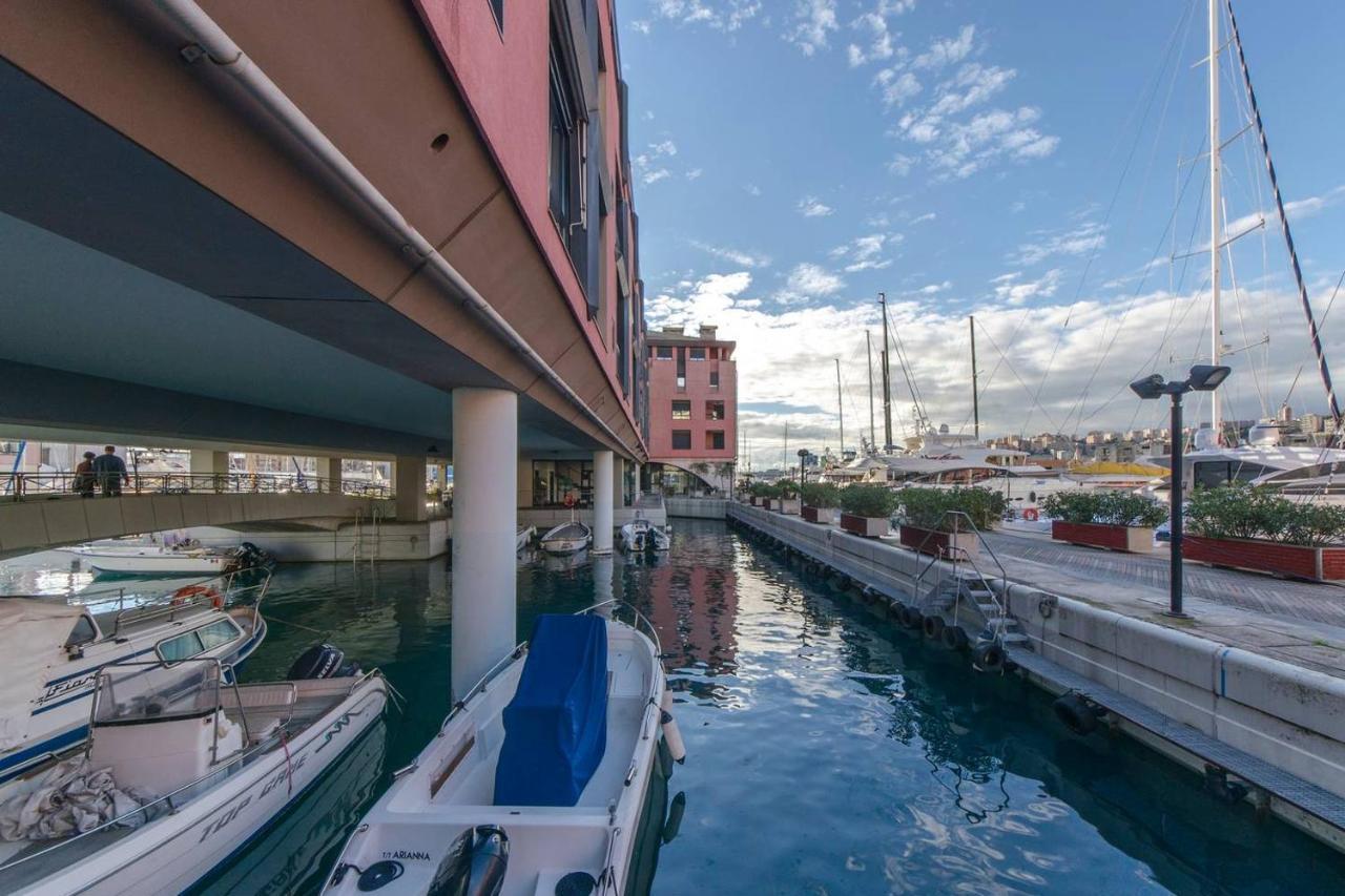 Joivy Exclusive Seaview Flat For 4, In Central Genoa Apartment Exterior foto